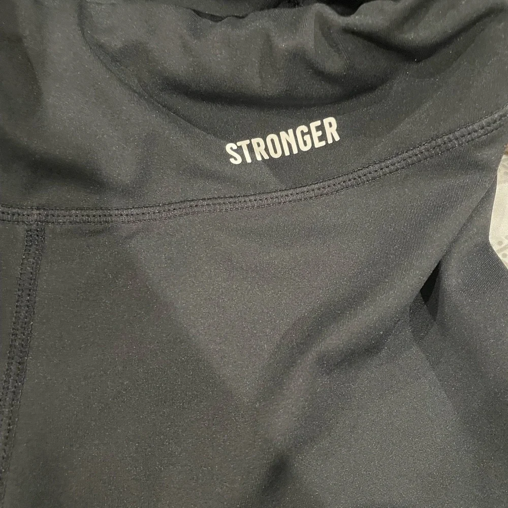 Stronger black leggings - Picture 3 of 3